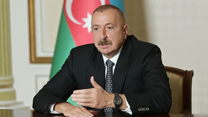 Prezident: “Bəzi rayonlarda sahibkarlar incidilir”