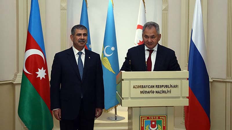 Zakir Həsənov Sergey Şoyqu ilə görüşdü  (FOTO)