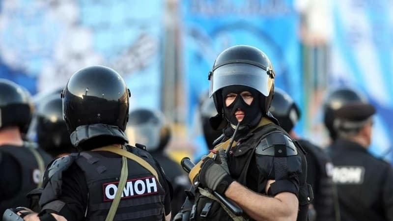 Belarusda təhlükəsizlik qüvvələri etirazçıları gözyaşardıcı qazla dağıtdı