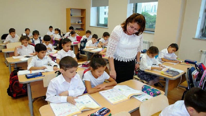 Millət vəkilindən yeni dərs ili ilə bağlı tövsiyələr