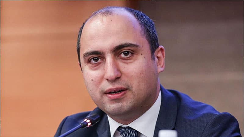 Təhsil naziri yeni tədris iliylə bağlı brifinq keçirir - Canlı yayım 