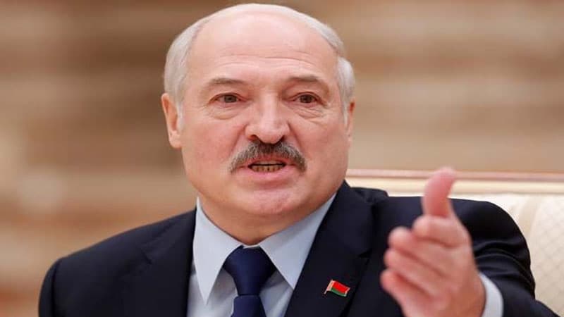Lukaşenko rus qoşunlarının Belarusa girməsinə münasibət bildirdi