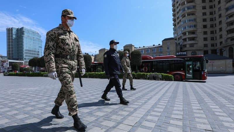 Azərbaycanda xüsusi karantin rejimi uzadıldı