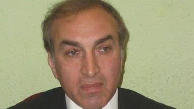 Cərrah olmaq üçün doğulan insan