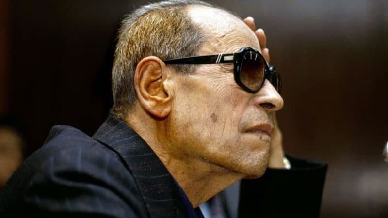 Nobel mükafatı almış ilk müsəlman yazıçının hekayəsi: “Güllələnən xəyallar”