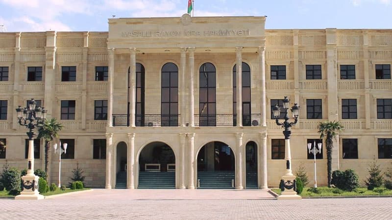 İcra başçısının nümayəndəsi barəsində cinayət işi başlanıldı