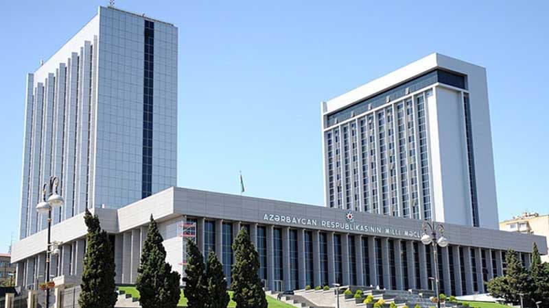 ""Uşaq pulu" ilə bağlı işçi qrupun yaradılması doğru deyil" - Milli Məclis