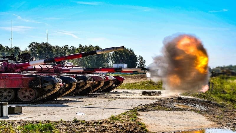 Azərbaycan tankçıları Rusiya və Çinlə yarışacaq (FOTO)