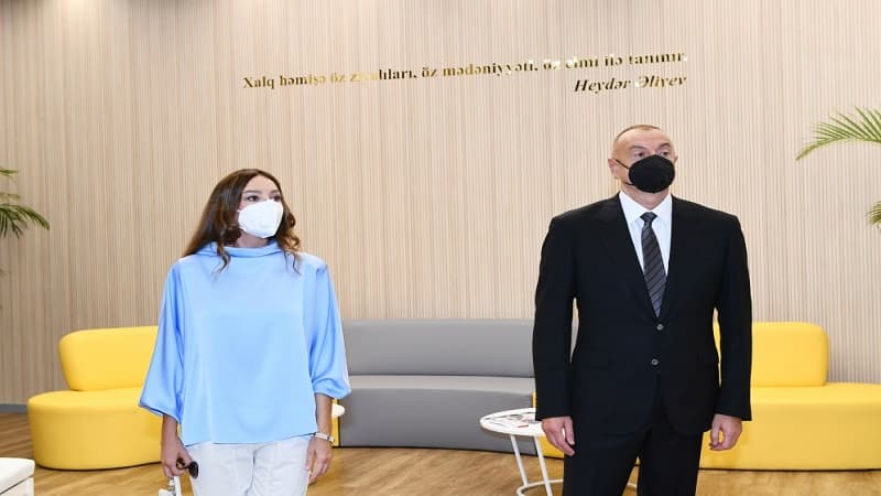Prezident və birinci xanım açılışda (FOTO/YENİLƏNİB)