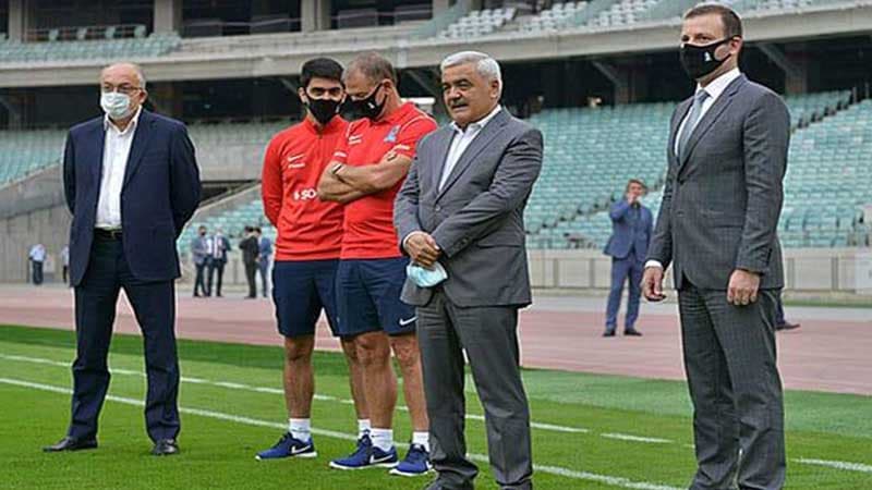 Rövnəq Abdullayev milli komanda ilə görüşdü (FOTO)