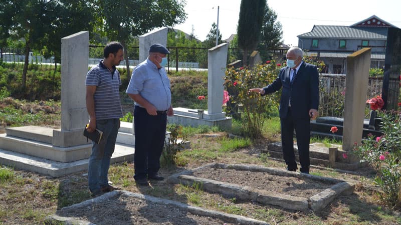 İcra başçısı naməlum şəhid məzarlarını ziyarət etdi, tapşırıq verdi (FOTO)