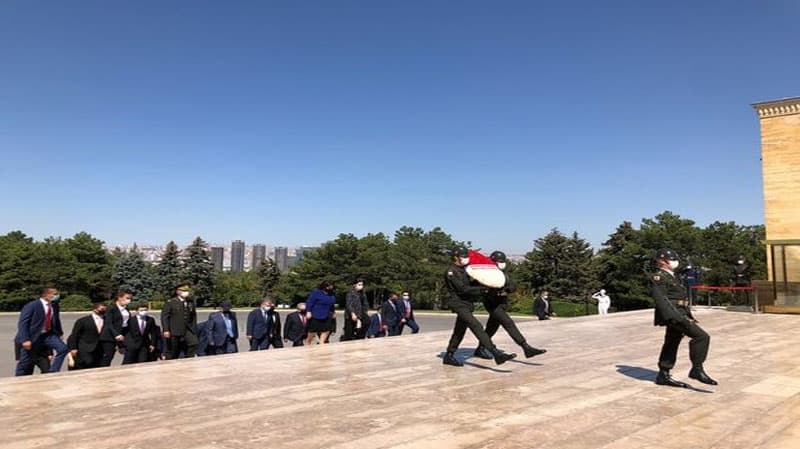 Sahibə Qafarova Atatürkün məzarını ziyarət etdi (FOTO)