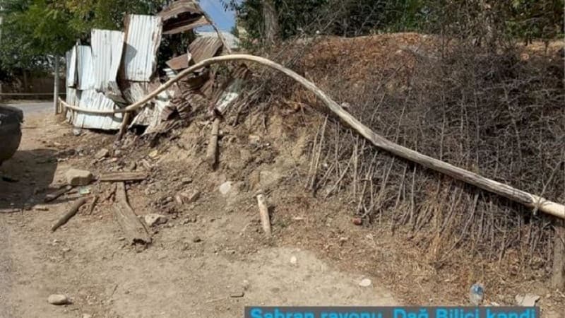 Şabranda yol qəzası nəticəsində qaz xətti yararsız vəziyyətə düşdü (FOTOLAR)