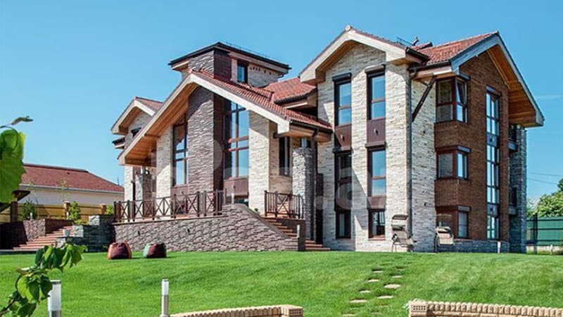 Bakıda satışa çıxarılan milyonluq villalar (FOTOLAR)