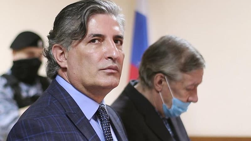 Paşayev Yefremovun hökmünə görə zərərçəkənin vəkilini ittiham etdi