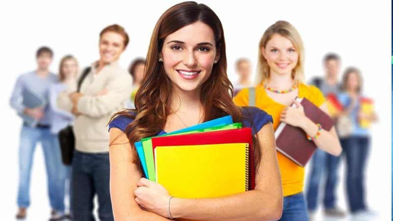 Minə yaxın azərbaycanlı Gürcüstanda təhsil alacaq
