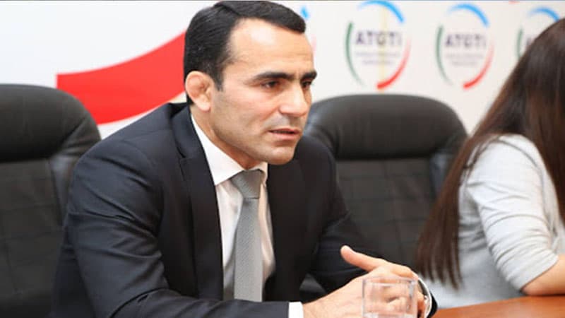 Azərbaycan yığmasına yeni baş məşqçi təyin olundu