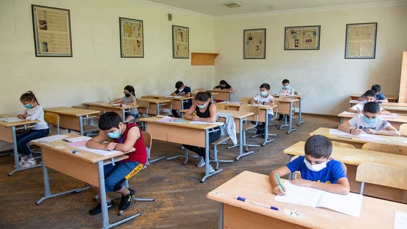 Bu gün Azərbaycanda 19 şagird koronavirusa yoluxdu