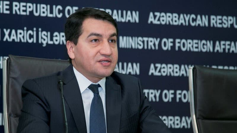 Prezidentin köməkçisi: "Qoşunların təmas xətti boyu əməliyyatlar davam edir"