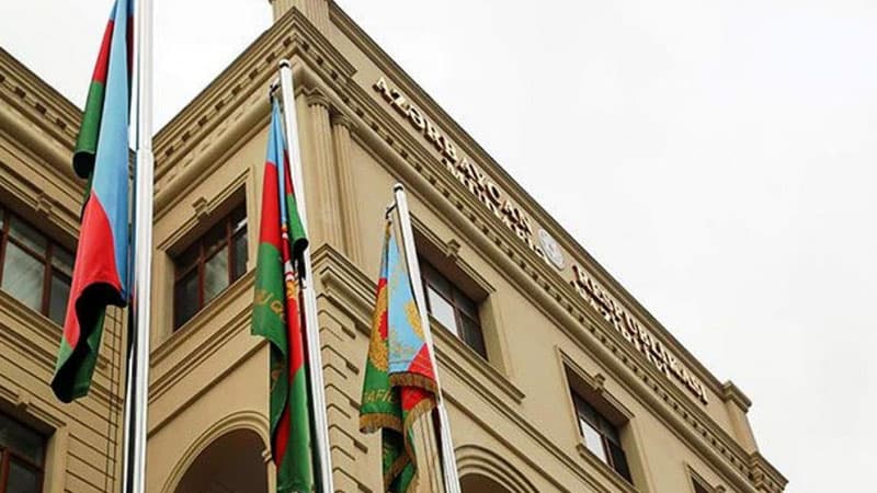 MN: Düşmən Ermənistan ərazisindən Şəmkirin Sabirkənd kəndini raket atəşinə tutur