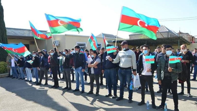 Dövlət Xidməti: "Gənc əsgərlər cəbhəyə göndərilmir"