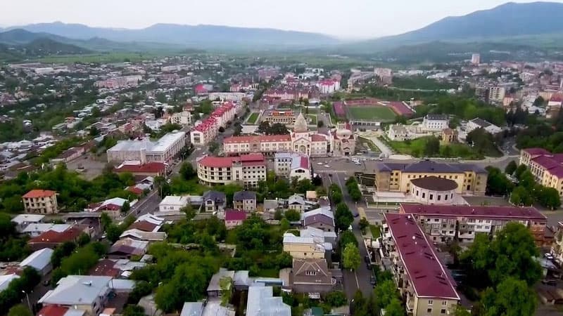 Xankəndi sakini Qarabağdakı erməni qanunsuzluğundan şikayətlənir