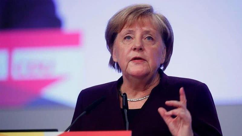 Merkel tərəfləri "heç olmasa həlak olanların çıxarılması üçün" fasilə verməyə çağırdı