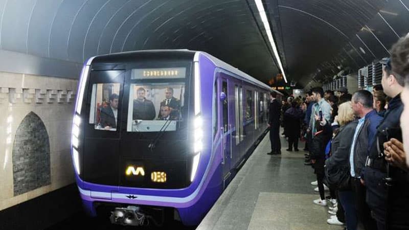 Adil Qeybulla: “Metroda karantin qaydalarına ciddi əməl edilməlidir"