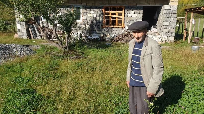 Pensiyasını Orduya köçürən Hikmət baba kimdir? (FOTO)