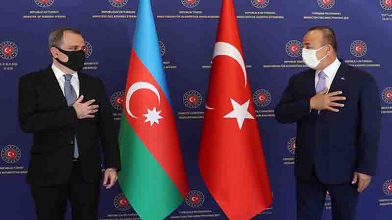 Ceyhun Bayramov Çavuşoğlu ilə telefonda danışdı