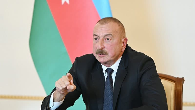 Dövlət başçısı: "Ermənistan öz xoşu ilə qalan torpaqlardan çıxmalıdır"