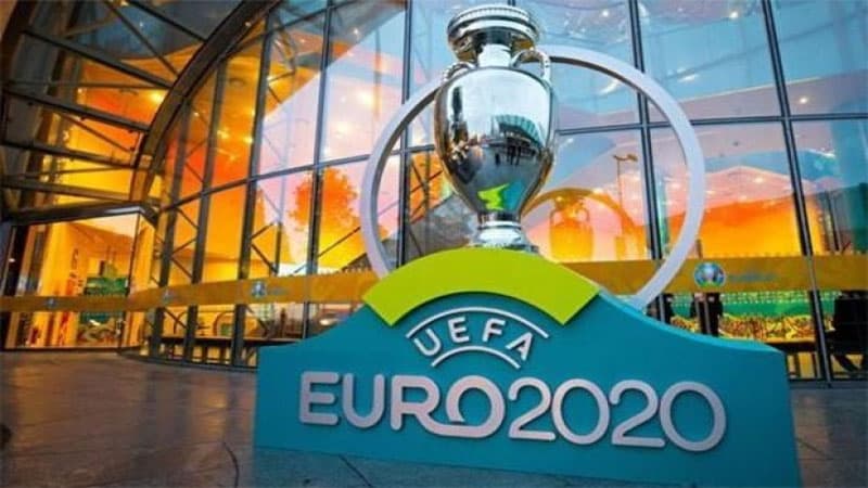 UEFA Peterburqun da AVRO-2020-yə ev sahibliyini ləğv edir
