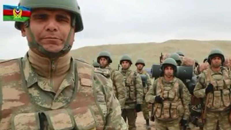 Döyüşə gedən igidlər (VİDEO)