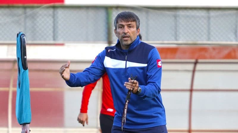 Araz Abdullayevin yeni baş məşqçisi açıqlandı