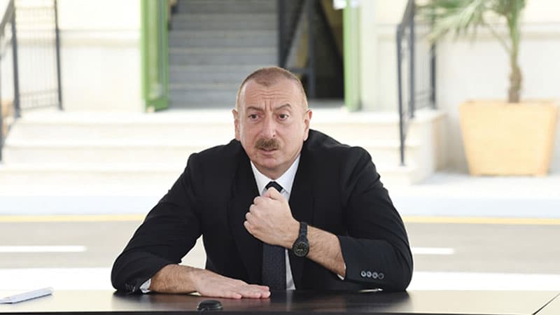 İlham Əliyev Xankəndinin vurulması haqda sualı cavabladı