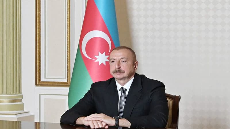 Prezident Qubadlının işğaldan azad olunmasında fərqlənmiş komandirləri təbrik etdi
