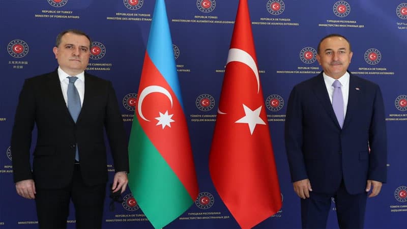 Azərbaycan və Türkiyənin XİN başçıları telefonla danışdı