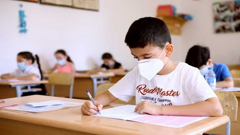 Nazirlər Kabineti xüsusi karantin rejimində təhsilin təşkili barədə qərar qəbul etdi