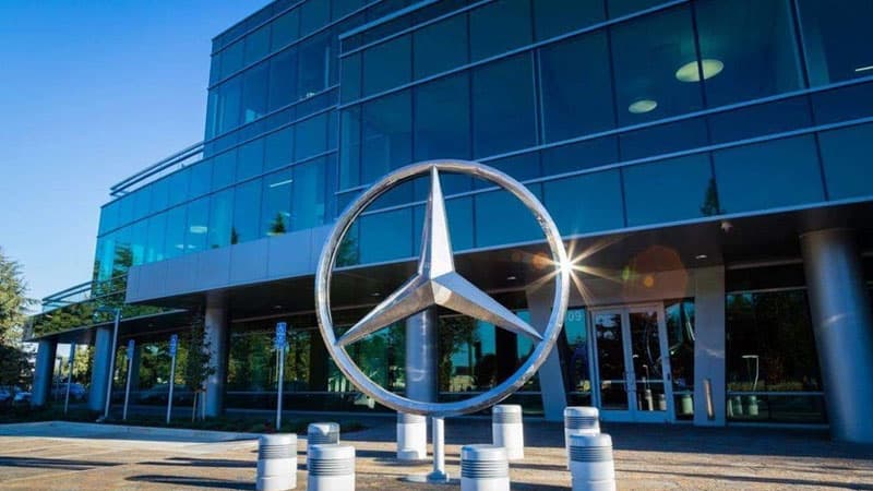 “Mercedes” şirkətindən Qarabağ separatçılarına maddi dəstək (FOTO)