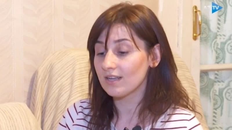 Döyüşdə olan zabitimizin xanımı: "Danışanda deyir ki, çoxlu dua edin" (VİDEO)