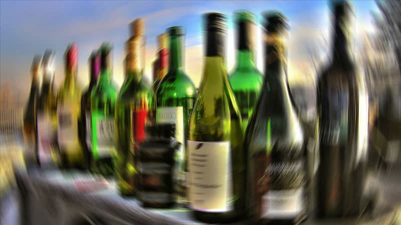 Narkoloq alkoqolun COVID-19-un gedişinə təsirindən danışdı