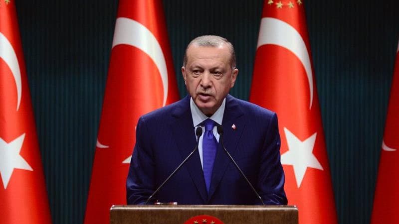 Ərdoğan Avstriya terrorunda qəhrəmanlıq etmiş türklərlə danışdı (VİDEO)