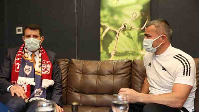 “Qarabağ” Sivasda sürprizlə qarşılaşdı (FOTO)