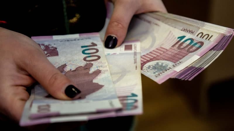 10 şəhər və rayon üzrə işsiz şəxslərə 190 manat veriləcək