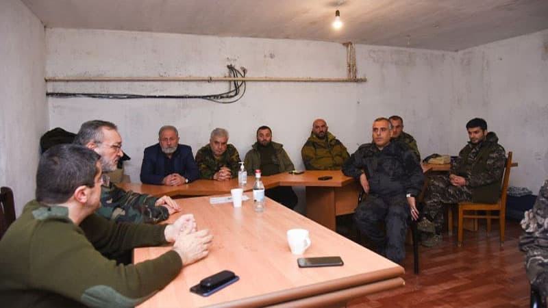 Araik Arutyunyanın zirzəmidən şəkilləri yayıldı (FOTO)