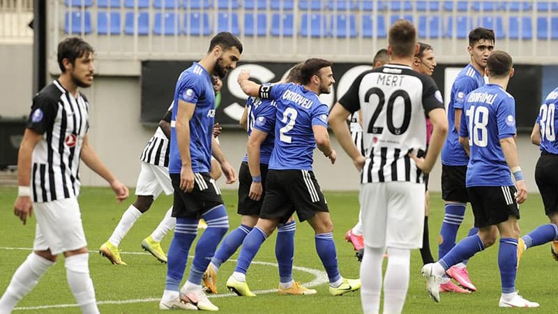 "Qarabağ" "Neftçi"yə böyük hesabla qalib gəldi