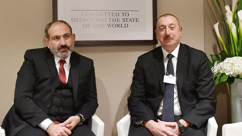 Paşinyan İlham Əliyevin gücü qarşısında aciz qaldığını etiraf etdi