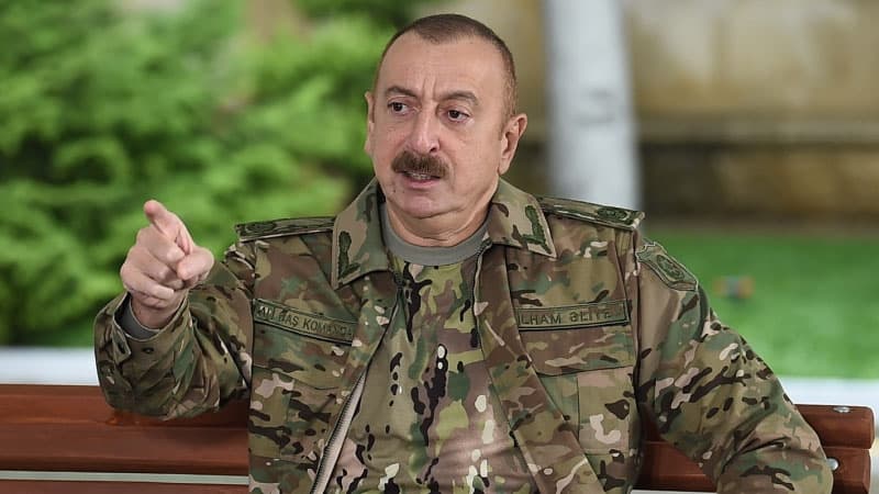 İlham Əliyev: "Düşməni beynəlxalq məhkəmələrə verəcəyik"