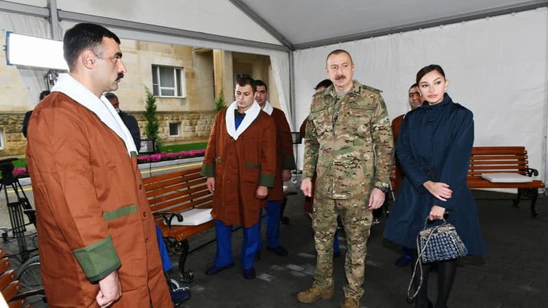 Qənimət götürülmüş hərbi texnika Bakıda nümayiş etdiriləcək