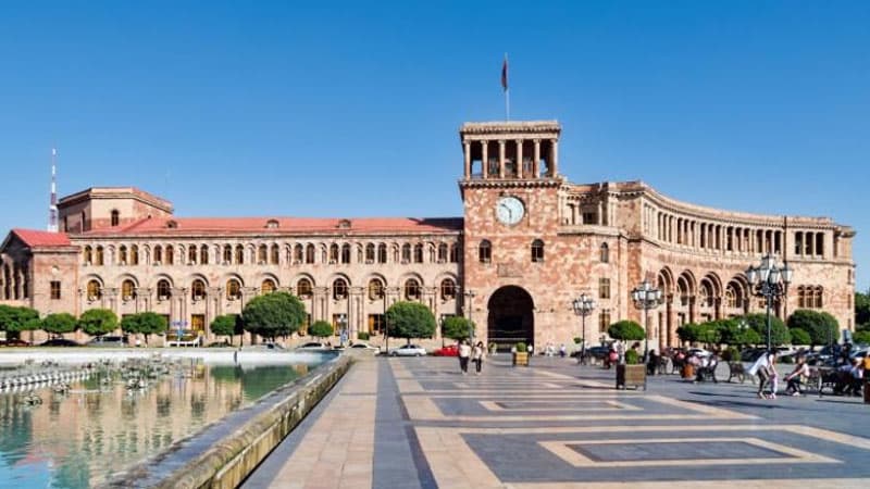 Ermənistan iqtisadiyyatını nə gözləyir? (EKSPERT)